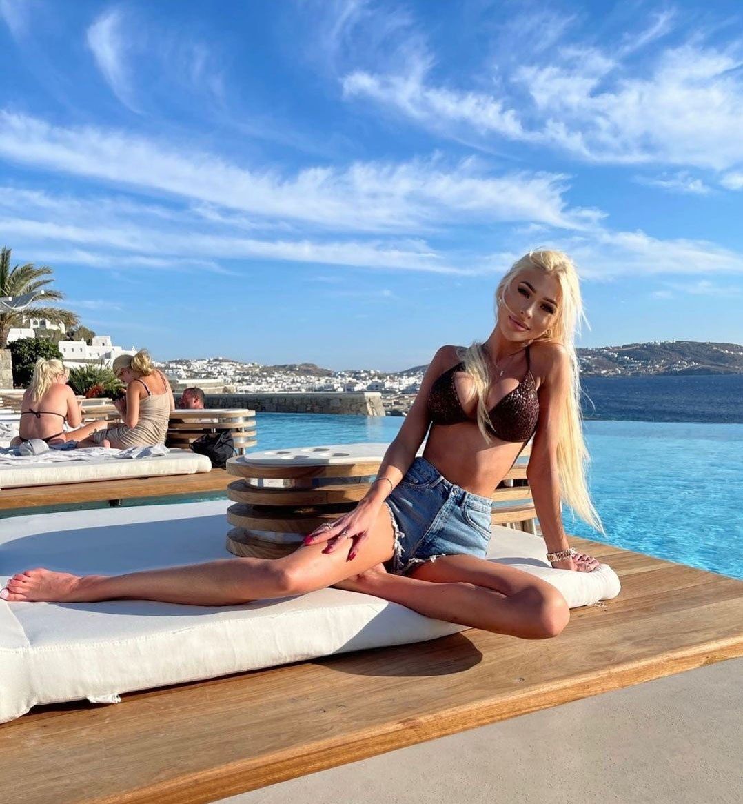 Aysel Sultanbeyli Escort
